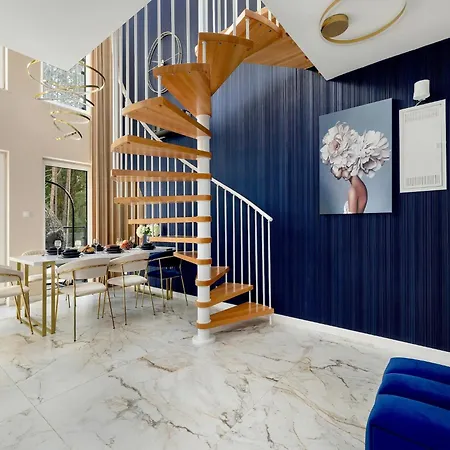 Two-level Apartment, Private Terrace With Jacuzzi *