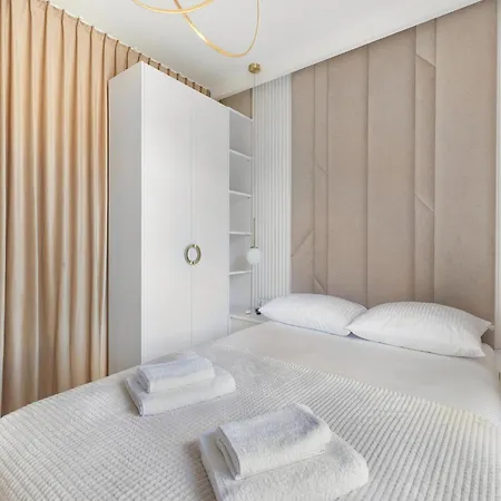 Two-level Apartment, Private Terrace With Jacuzzi Apartment Pobierowo